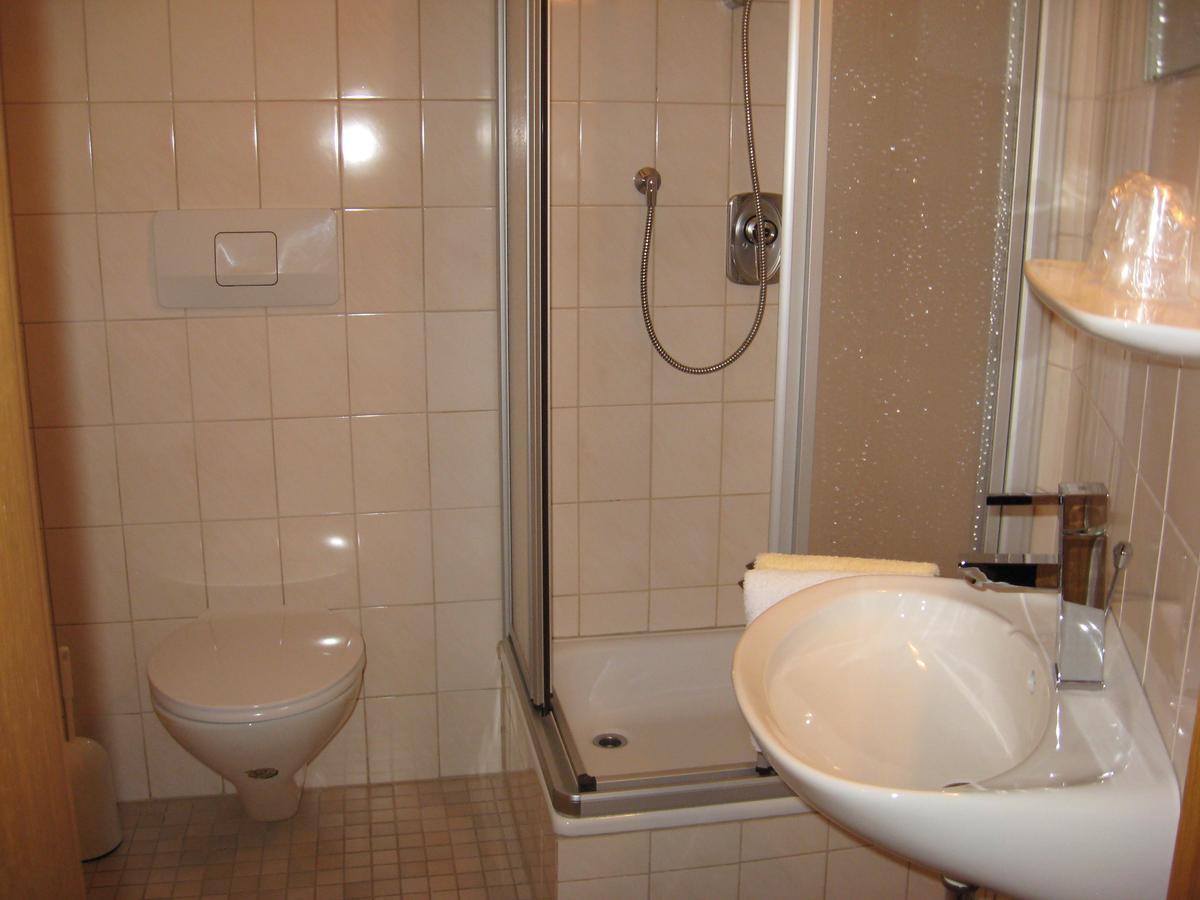 Hotel-Gasthof Zum Hirschen Durrwangen Habitación foto